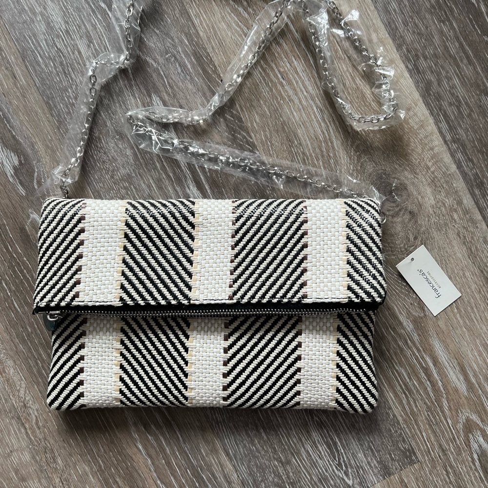 Francesca’s Crossbody Bag